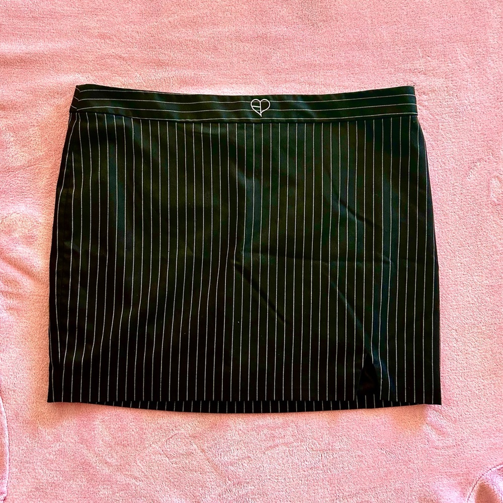 Blackpink x H&M Collection Skirt